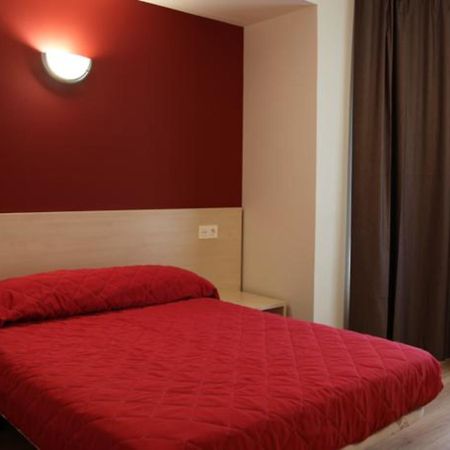Hostal Santel San Marcos Salamanca Exterior foto